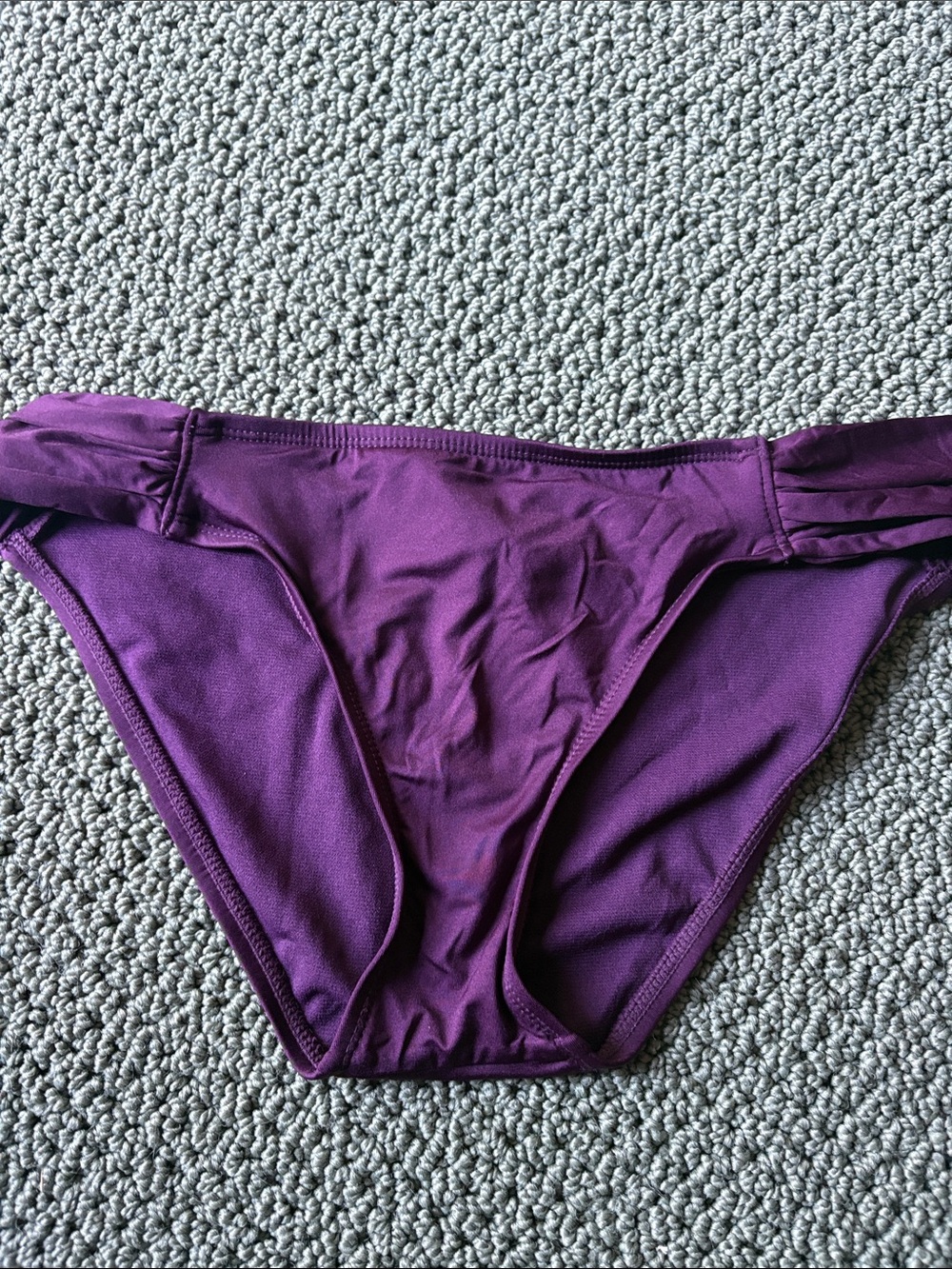 Kona Sol bikini bottom, burgundy, size M NWOT